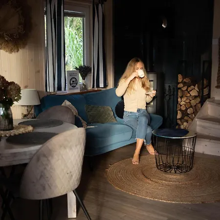 Morski Klimat Z Balia I Kominkiem Feriehus