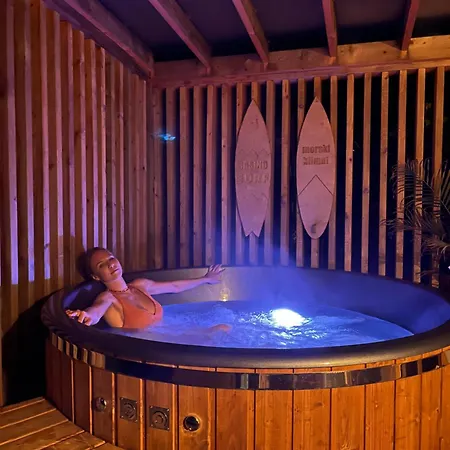 Feriehus Morski Klimat Z Balia I Kominkiem