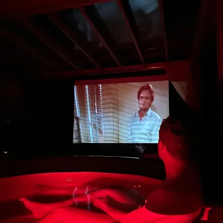 Feriehus Morski Klimat Z Balia I Kominkiem Sasino