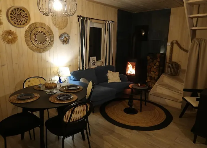 Morski Klimat Z Balia I Kominkiem Sasino